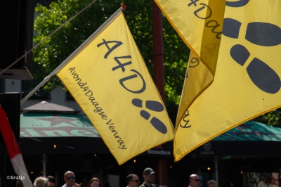 Avondvierdaagse Venray van start onder zomerse omstandigheden