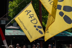 Avondvierdaagse Venray van start onder zomerse omstandigheden