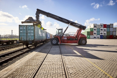 Nieuwe provinciale website helpt ondernemers hun logistiek verduurzamen.