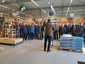 Verrassingsoptreden Venrays Mannenkoor