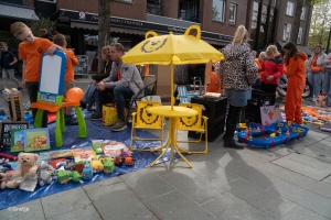 Gezellige drukte en goede handel op kindermarkt in Venray