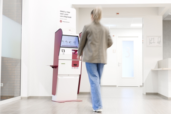 Aanmeldzuilen VieCuri Venray