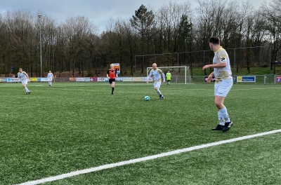 SV United hervat competitie met overtuigende zege op Vitesse&#039;08