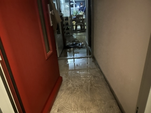 Grote waterschade in Bachflat Venray door gesprongen warmwaterleiding
