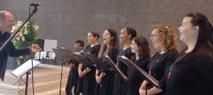 Sopranen en alten Zangers van St. Frans