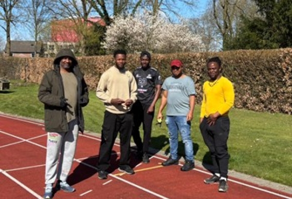 v.l.n.r. Collins, Eric, Ray, Passion en Leo