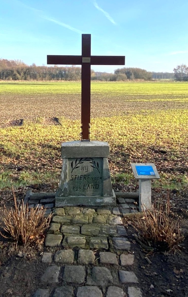 Kruis Weideweg Leunen