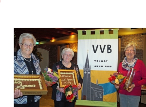 Jubilarissen van de VVB gehuldigd