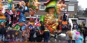 Prachtige Groeëte Optocht Venroj mit de uutslage