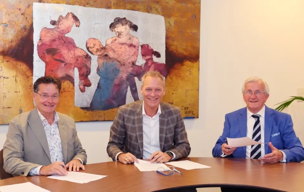 Ondertekening overeenkomst