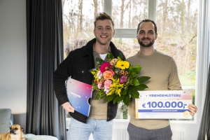 Kevin uit Venray wint 100.000 euro bij VriendenLoterij