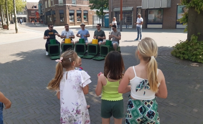 de percussiegroep van muziekvereniging Ons Genoegen 