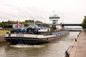 Geef binnenvaart en -havenbeleid een plek in verkiezingsprogramma’s