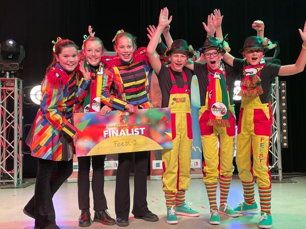 Feest-J in de finale