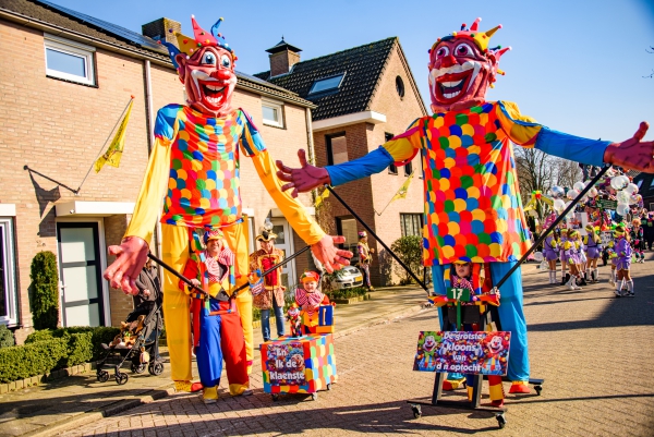 Optocht Leunen