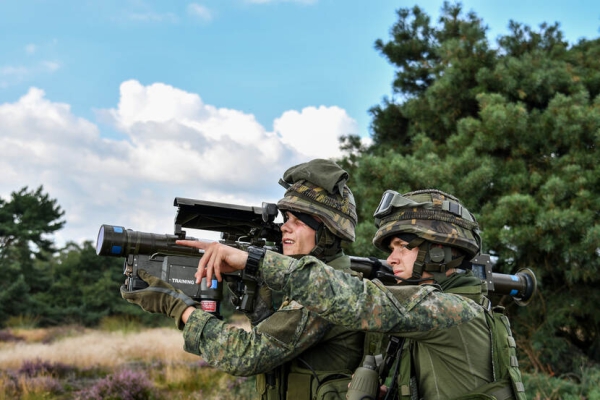 Nieuwe luchtverdedigingseenheid specialist tegen drones en vliegtuigen