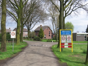 Naambord Merselo