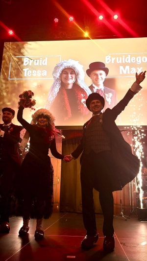 Boerenbruidspaar Rooj