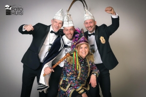 Prins Bas en zijn gevolg