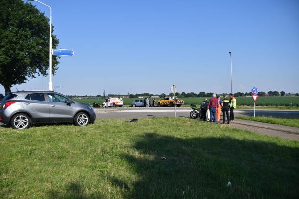 Auto’s botsen met motor in Venray